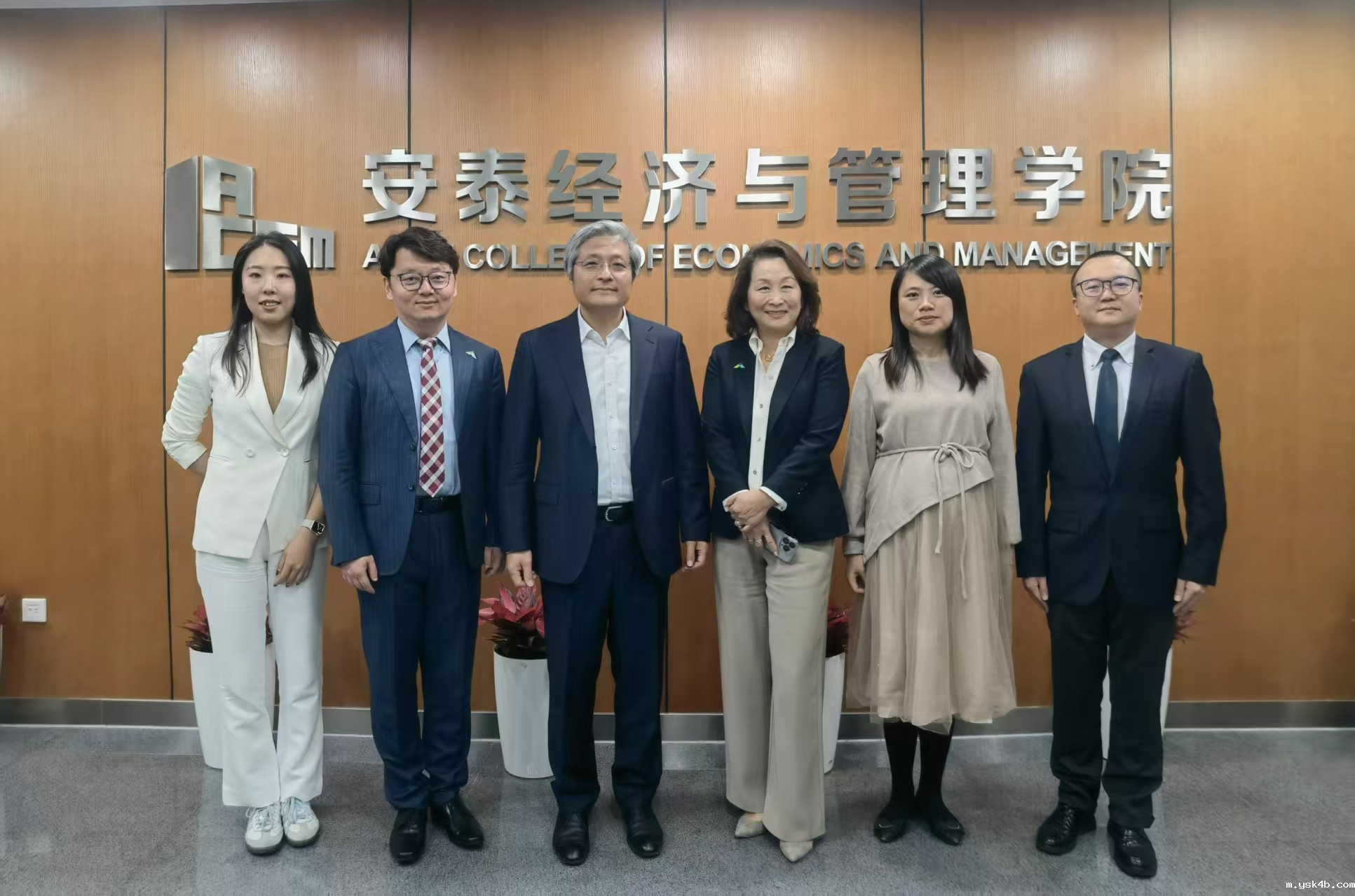 AACSB International Leadership Visits Antai College, Reinforcing Commitment to Excellence in Business Education